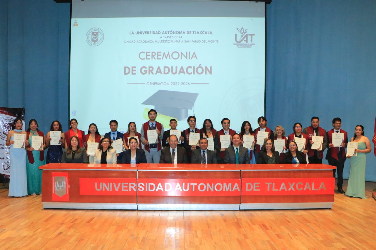 Culminan su formación 44 egresados de Psicología y Administración del Campus San Pablo del Monte UATx